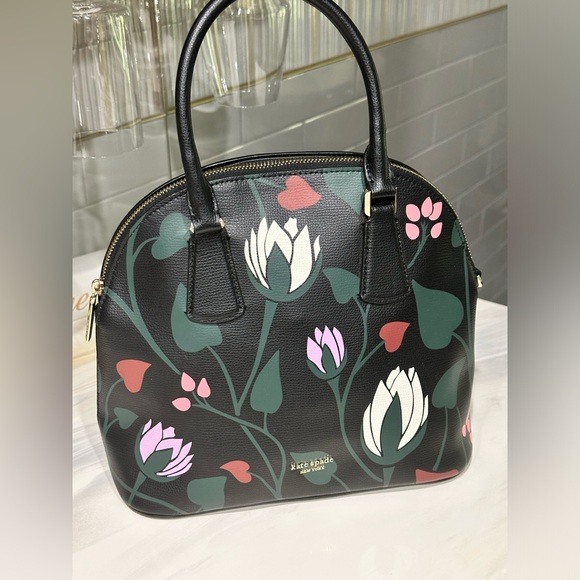 Kate Spade Satchel - Picture 1 of 11
